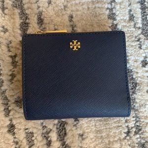 Tory Burch wallet